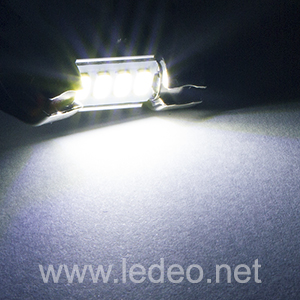 1 ampoule à LED navette 36 mm c5w  festoon  à 4 Led  smd