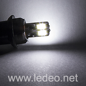 1 ampoule à 4 LED  5630 smd  w5w / T10  Blanc